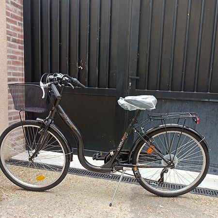Tres Beau Studio Climatisation, Trois Etoiles, Parking A Velo, Velos En Option, Parking Prive Jardin Монтаржі Екстер'єр фото